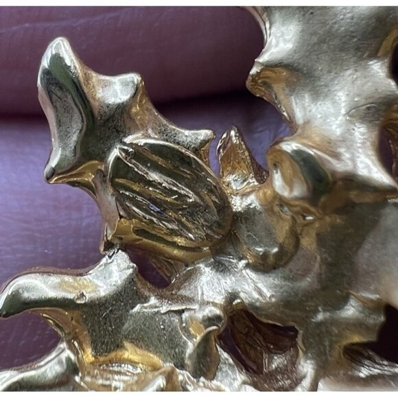 Gerard Yosca Holly Brooch Gold Tone Textured Leaf Pin Unmarked Vintage - Picture 5 of 7